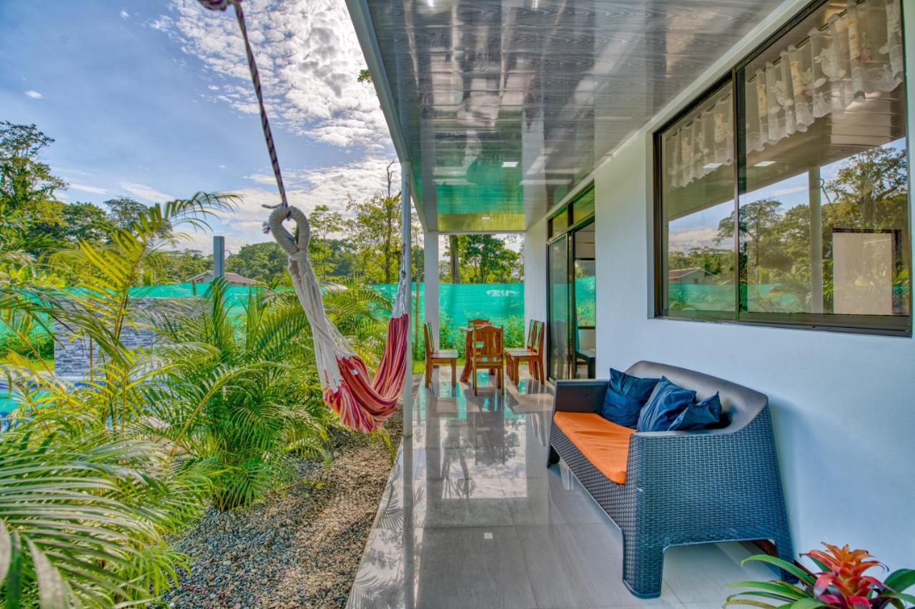 Oso Perezoso Pool Villa Puerto Viejo de Talamanca エクステリア 写真