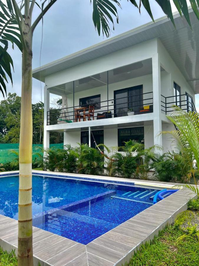 Oso Perezoso Pool Villa Puerto Viejo de Talamanca エクステリア 写真