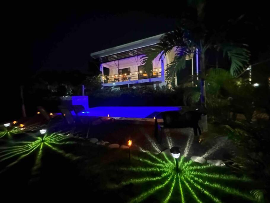 Oso Perezoso Pool Villa Puerto Viejo de Talamanca エクステリア 写真