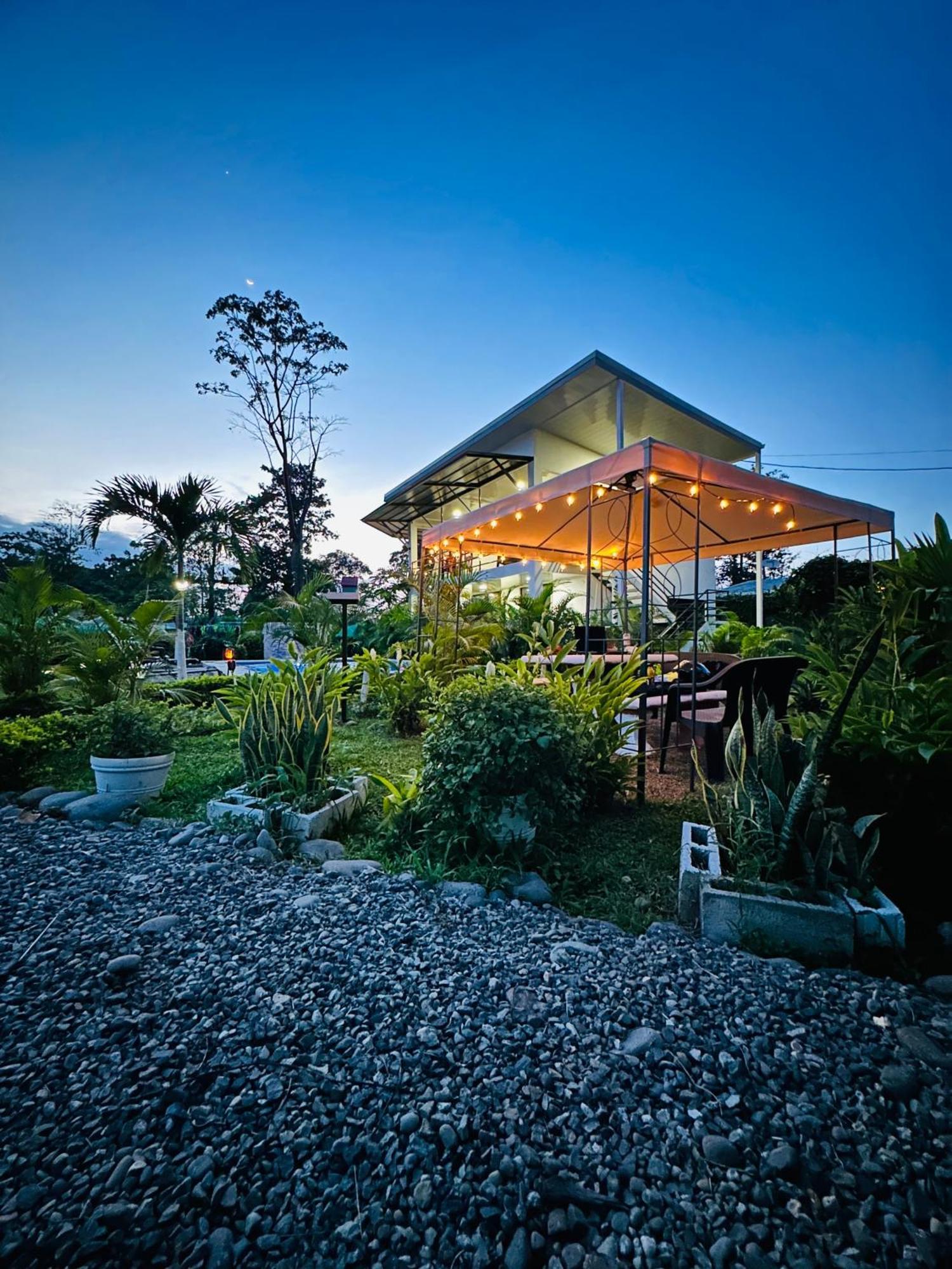 Oso Perezoso Pool Villa Puerto Viejo de Talamanca エクステリア 写真
